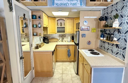 South End Condo | Cozy condo getaway…short walk to the beach