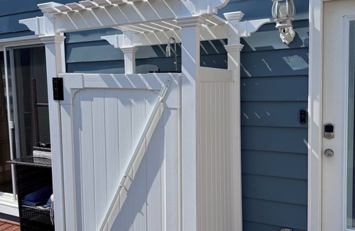 Long Branch Cottage | Cozy cottage 3 Blocks to Beach