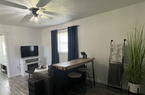 Fort Pierre House | Cozy Cottage centrally located in Fort Pierre