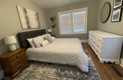 Fort Dodge House | Cozy Cottage home in a great location and neighborhood.