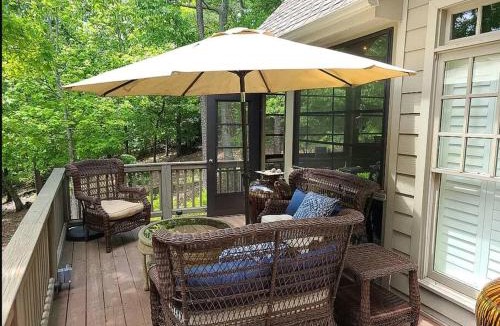 Big Canoe House | Cozy Cottage in Big Canoe
