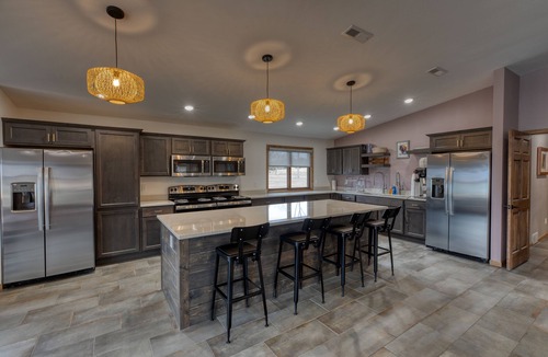 Yankton Cottage | Cozy Cottage- Lewis and Clark Resort