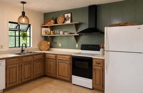 Wright City Cottage | Cozy Cottage on 12 tranquil acres in Wright City, Mo. Minutes to wedding venues!