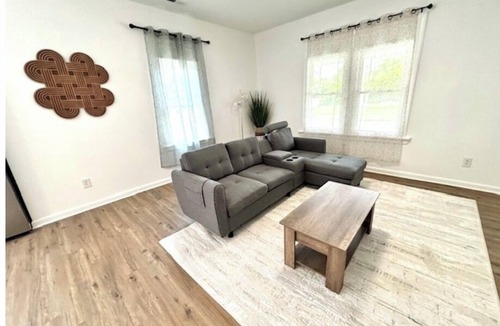 Wilson House | Cozy Cottage