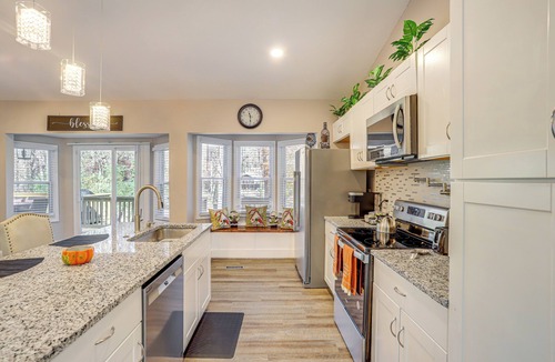 Woodstock House | Cozy Country Livin’! Gem 17 Mi to LakePoint Sports