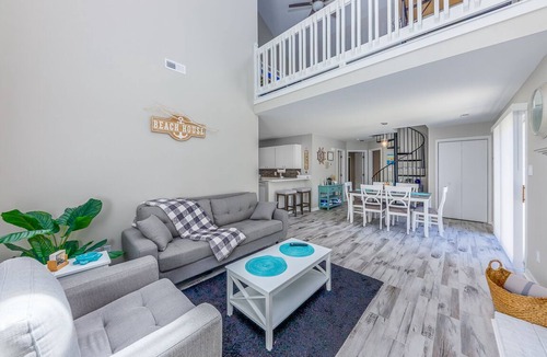 Havelock House | Cozy duplex. 30 minutes to beach or New Bern/5 minutes from MCAS Cherry Point.