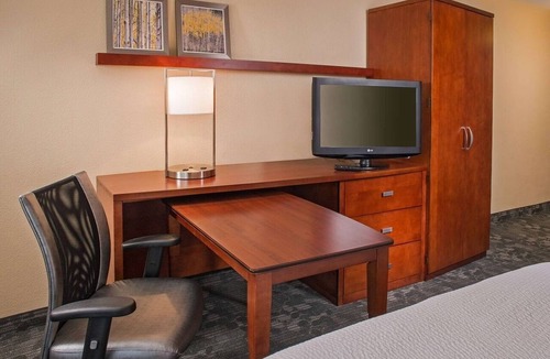 University Place Hotel | Cozy Escape Near Charlotte Motor Speedway| Seasonal Pool Access & Pet-Friendly