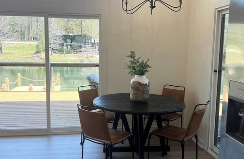 Tracy City Cottage | Cozy family friendly 2 bedroom lakefront cottage in charming Tracy City TN