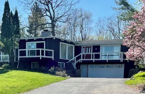 Fontana House | Cozy, Fun Hexagon Home on Wooded Lot in Fontana on Geneva Lake, Close to Lake .