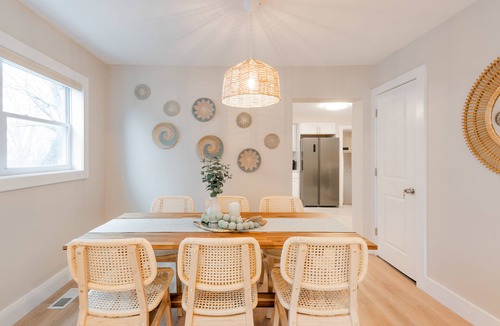 Lake Como House | Cozy Home In Belmar