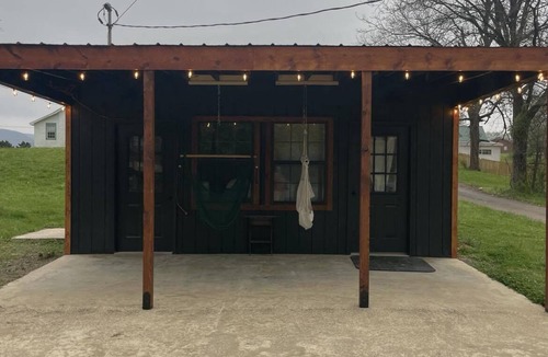 Rising Fawn House | Cozy home in the valley, great views. Close to state parks and Chatanooga.