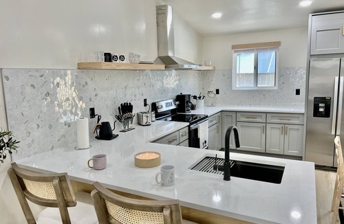 Camden House | Cozy Home Minutes From Downtown