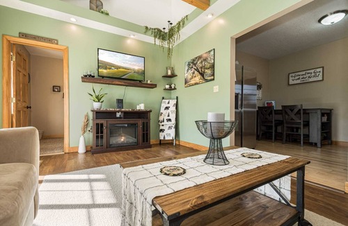 McHenry Cottage | Cozy Home w/Theater, Hot Tub, Mtn Views