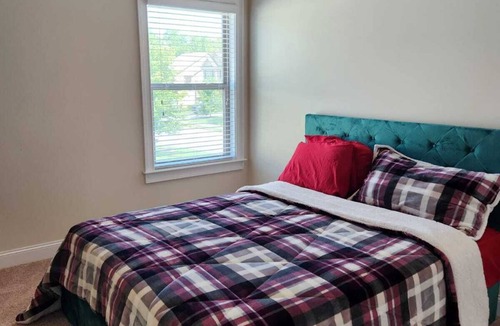 Dallas House | Cozy home with all you will be needing during your stay. Come check it out !