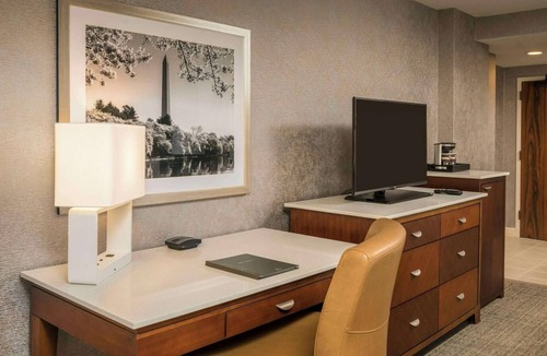 Rockville Apartment | Cozy hotel suite in superb Rockville with fitness room, AC, WiFi & Metro access