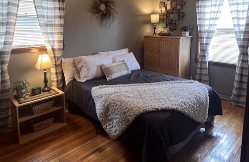 Mason City House | Cozy House- 5 minutes to Hospital