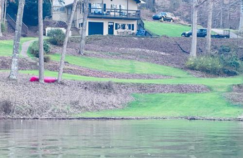 Dawsonville Villa | Cozy, Lake Lanier property with amazing views