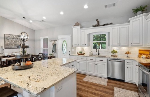 Arley House | Cozy lakefront home with beautiful views, fire pit & private dock.