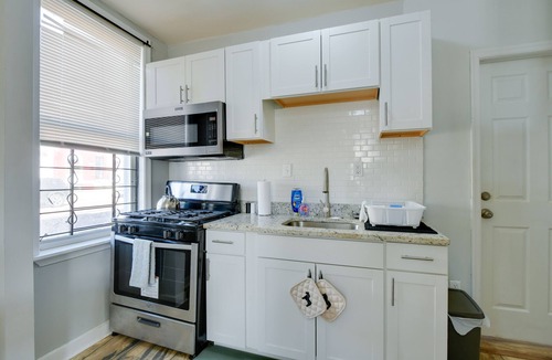 Downtown Baltimore Apartment | Cozy Maryland Getaway in the Heart of Baltimore!