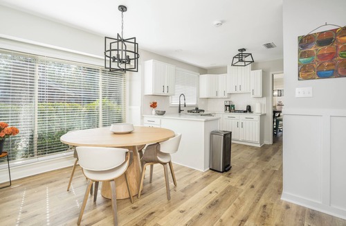 Gunter Afs House | Cozy Montgomery Escape: Modern 4-bedroom Eastside Gem