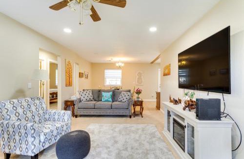 Mustang House | Cozy Oklahoma Retreat w/Covered Patio & Gas Grill