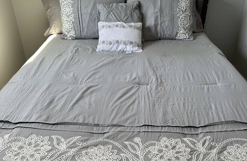 Loves Park House | Cozy private home located 5 minutes from downtown!