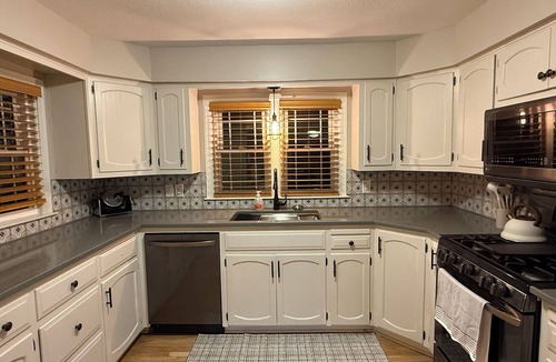 Ankeny House | Cozy Retreat in the Heart of Ankeny