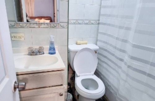 Queens Apartment | Cozy Rockaway Beach Suite Private Bath & Entrance