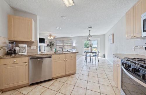 Cat Hollow House | Cozy Round Rock Retreat 3BR Home Near Austin