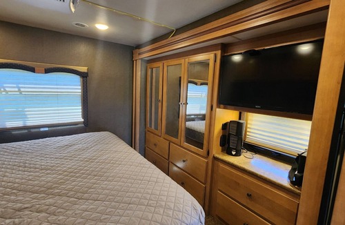 Shelbyville House | Cozy RV in a quiet upscale neighborhood.
