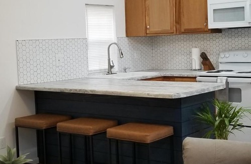 Phenix City Ski Chalet | Cozy Spacious Cottage with deck and grill
