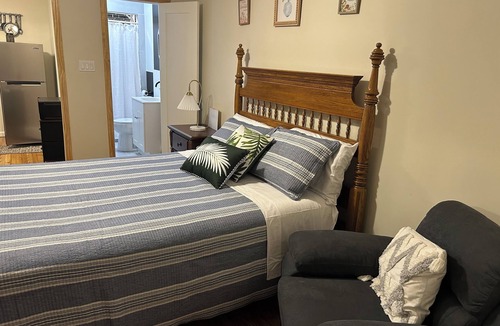 Stratford Apartment | Cozy studio with 1 bedroom in peaceful Stratford retreat
