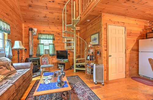 Butler Cabin | Cross Creek Ranch located near Lake Watauga and Mountain City