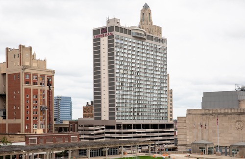 Downtown Kansas City Hotel | Crowne Plaza Kansas City Downtown, an Ihg Hotel