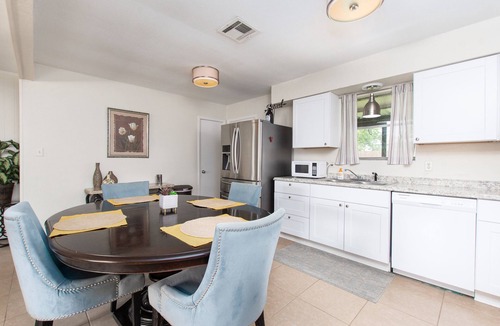 Belton House | Cute and cozy! Minutes from Lake Belton *Military Friendly*