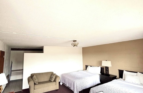 Huron Hotel | Dakota Inn