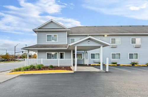 Ames Hotel | Days Inn by Wyndham Ames