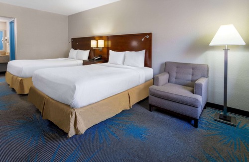 St. Andrews Hotel | Days Inn by Wyndham Columbia
