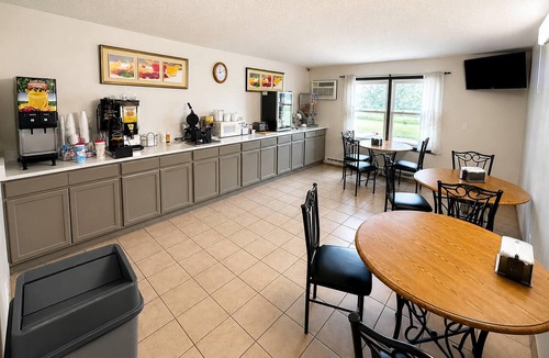 Denison Hotel | Days Inn by Wyndham Denison IA