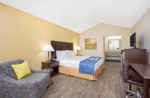 Lake City Hotel | Days Inn by Wyndham Lake City