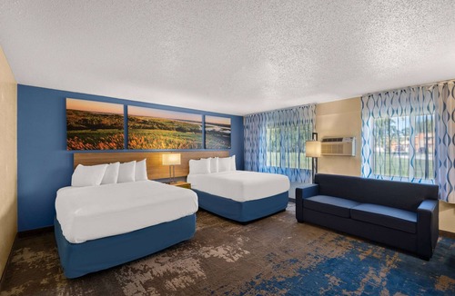Newton Hotel | Days Inn by Wyndham Newton