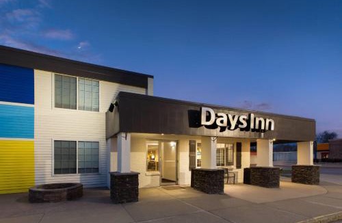 Pierre Hotel | Days Inn by Wyndham Pierre