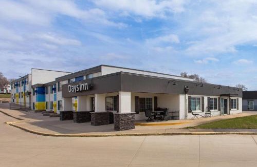 Pierre Hotel | Days Inn by Wyndham Pierre