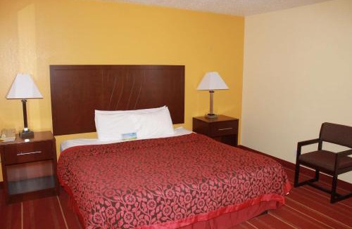 Walcott Hotel | Days Inn by Wyndham Walcott Davenport