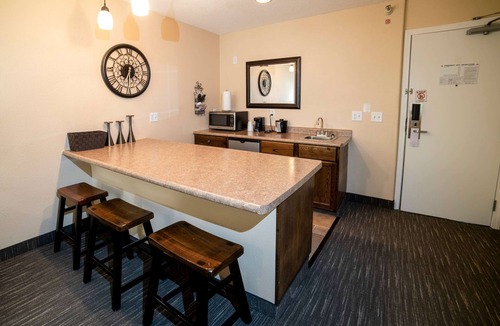 Deadwood Hotel | Deadwood Gulch Resort, Trademark Collection by Wyndham