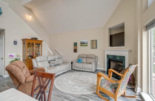 Chapin House | Deck & Views: Lake Murray Escape in Chapin!