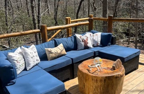 Soddy-Daisy Cabin | Deer Creek Cabin, 2 bedroom cabin surrounded by nature, very peaceful & tranquil