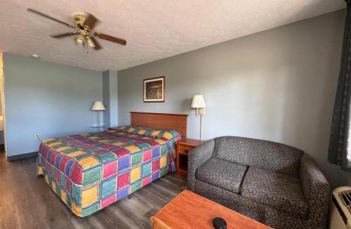 Southside Hotel | Deerfield Inn & Suites Gadsden Near Attalla I 59