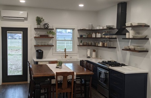 Lincoln Cottage | Delaware Beaches and DE Turf Vacation Retreat
