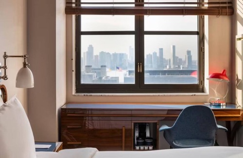 Hudson Square Hotel | Deluxe King, Hotel Hugo, Cuban-Style Rooftop Bar, Excellent Dining Location